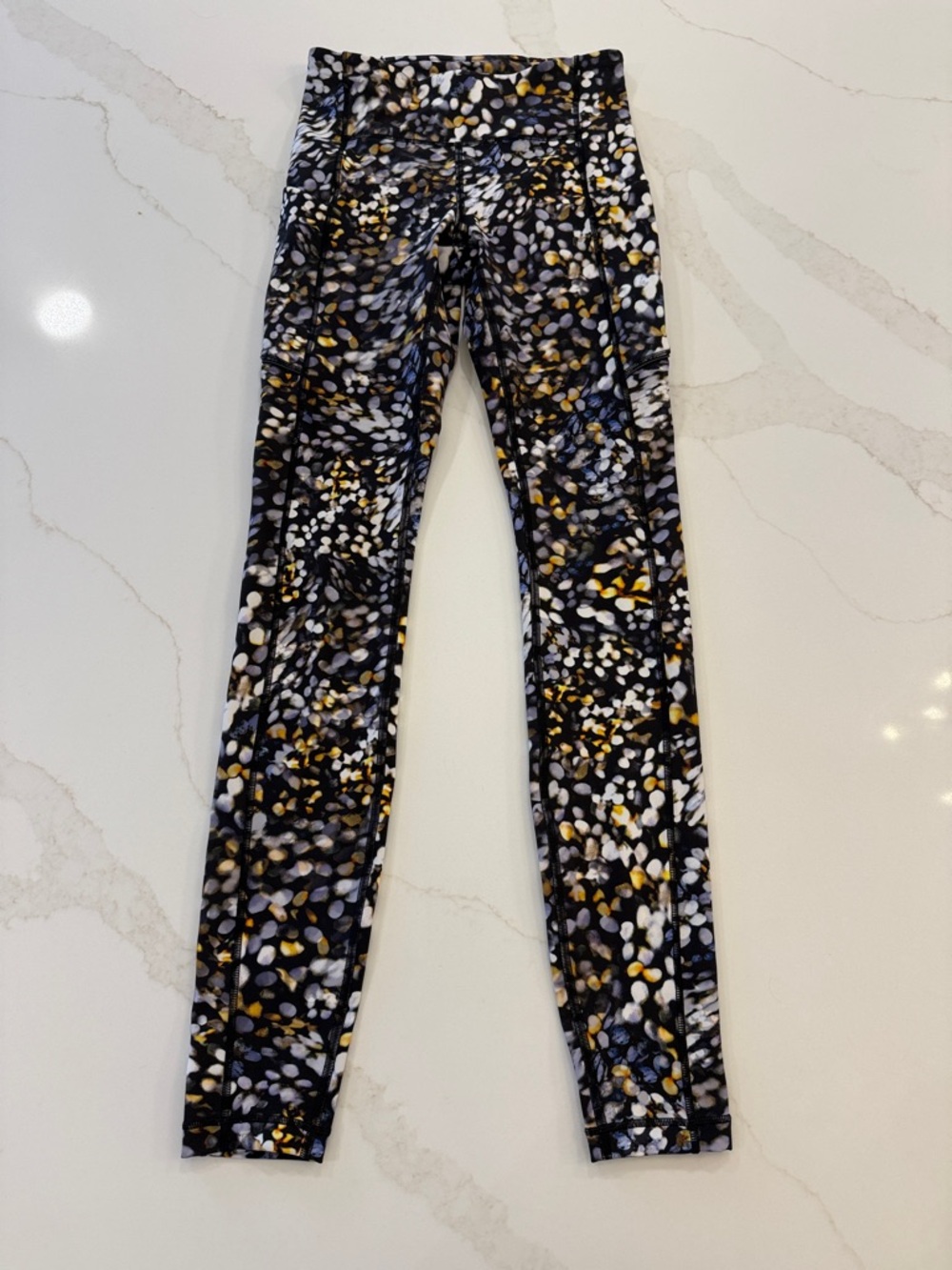 lululemon athletica Black Multicolor Abstract Print Leggings